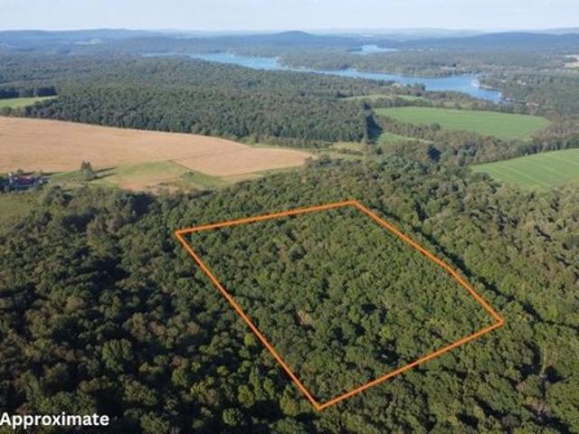 Land for sale in Garrett, Maryland