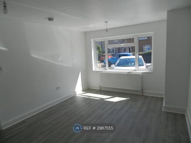 House for rent in Dagenham, Greater London