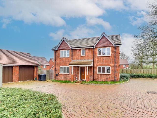 House for rent in Fole, Surrey