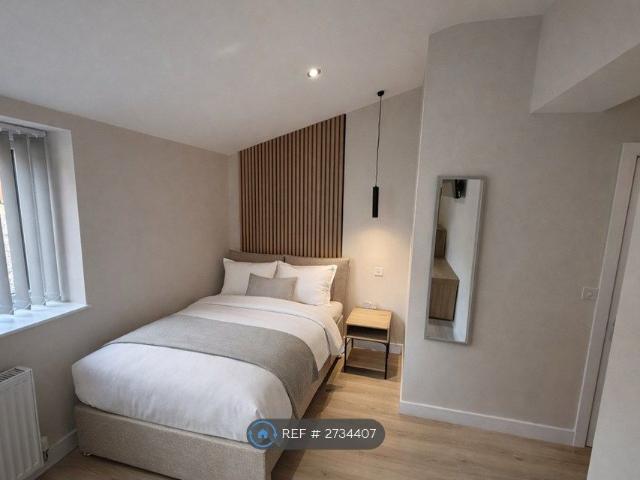 Room for rent in Stoke, Stoke-on-Trent