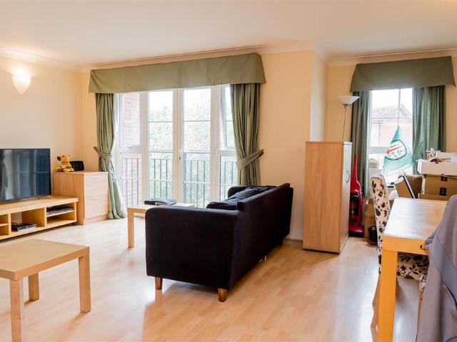 Apartment for rent in Reading