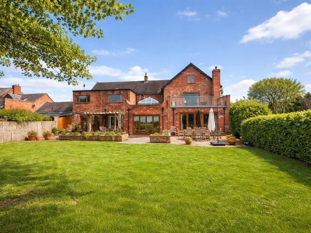 Apartment for rent in Prestbury, Golden Valley