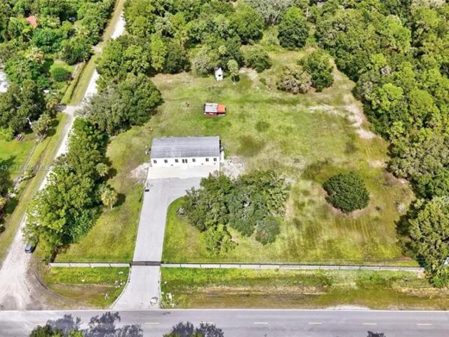 House for sale in Clewiston, Florida