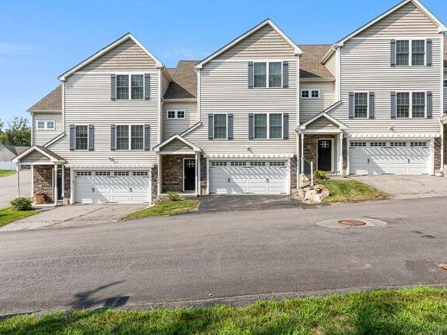 Condo for sale in Cumberland, Rhode Island