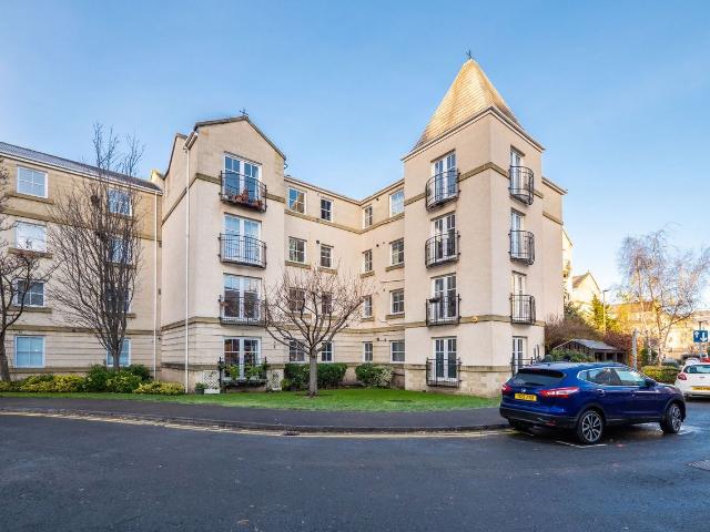 Apartment for rent in Gayfield, Broughton