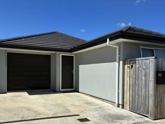 House for rent in Horsham Village, Hamilton City