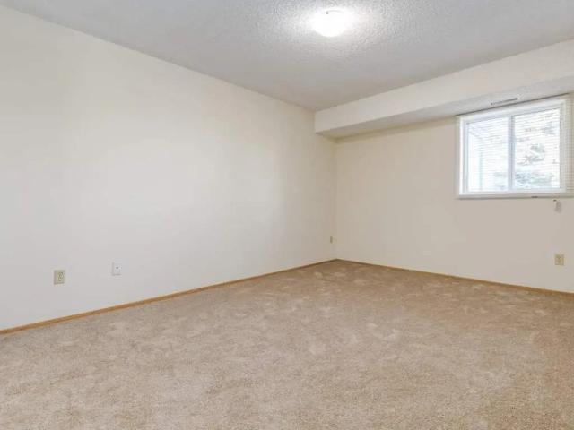 House for rent in Wedgewood, Alberta