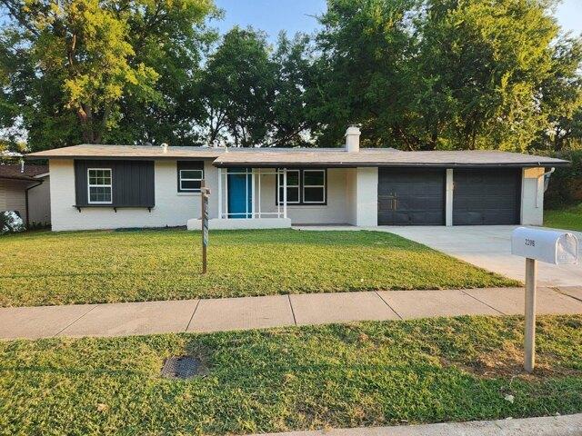 House for sale in Arlington, Texas