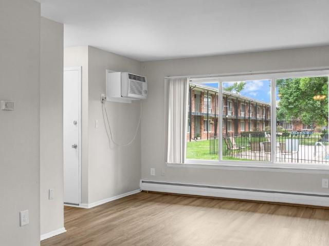 Apartment for rent in Riverview, Wayne County