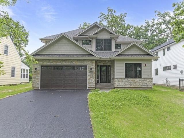 House for sale in Highland Park