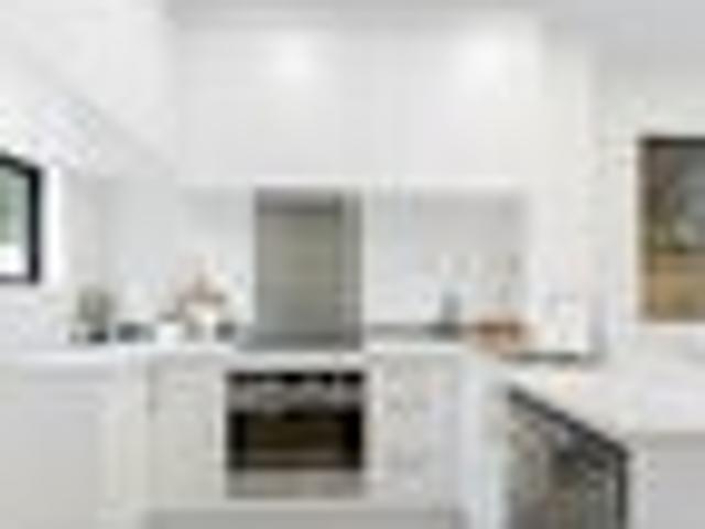 Townhouse for rent in Howick, Oroua County