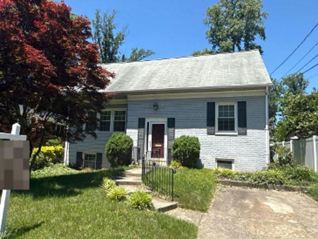 House for sale in Edgewood, Bethesda