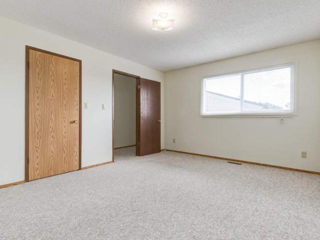 Apartment for rent in Wedgewood, Alberta