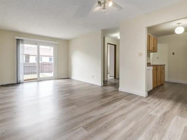 Apartment for rent in Wedgewood, Alberta