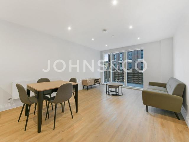 Apartment for rent in Newtown, Reading