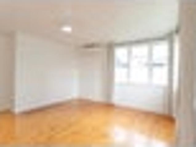 House for rent in Flat Bush