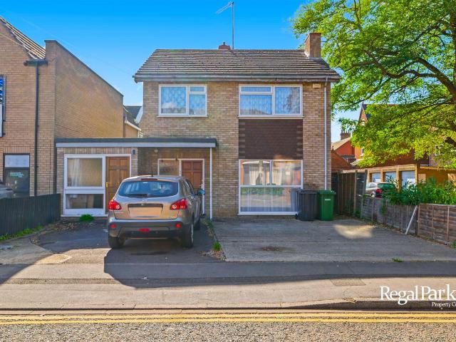 House for rent in Eastfield, Peterborough