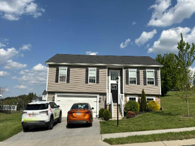 House for sale in Glenville, Pennsylvania
