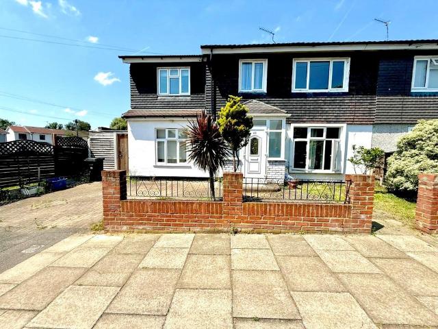 House for rent in Hainault, Greater London