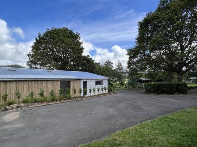 House for rent in Awhitu