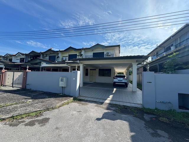 Terraced House for rent in Kuching