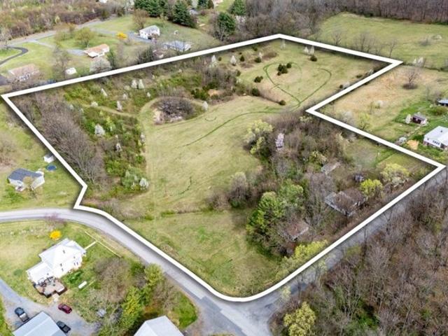 Land for sale in Broadway