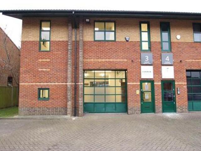 House for rent in Surrey, England