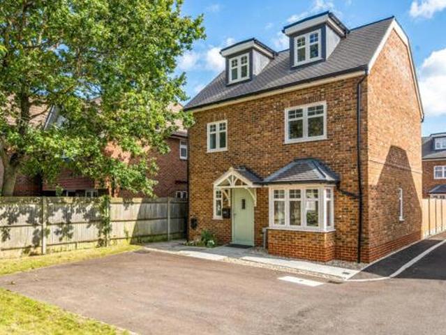 House for sale in Weybourne, Waverley
