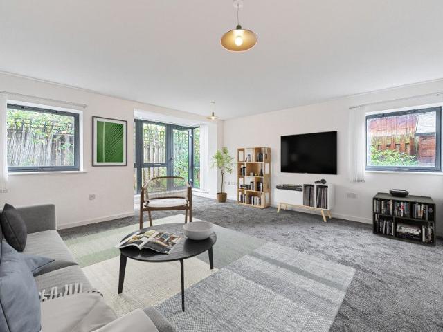 House for rent in Furzedown, Greater London