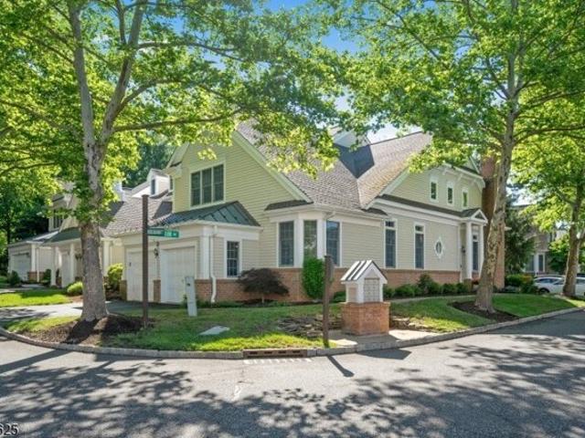 House for sale in Far Hills, New Jersey