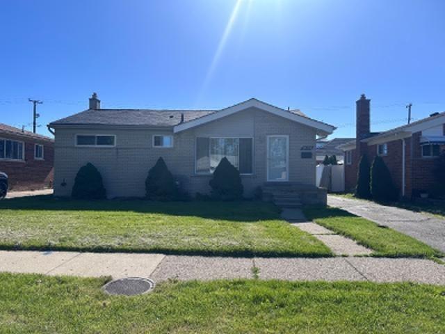 House for sale in Roseville, Michigan