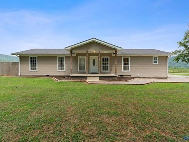House for sale in New Market, Alabama