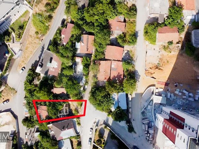 Hürriyet Mahallesi, Kartal içerisinde satılık Arsa