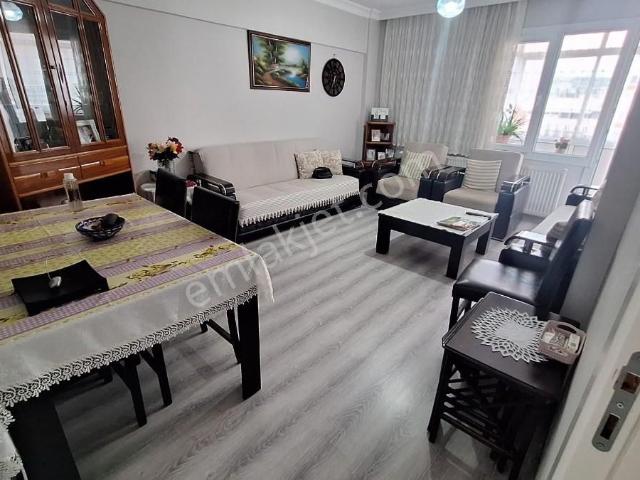 Buca, İzmir içerisinde satılık mülk
