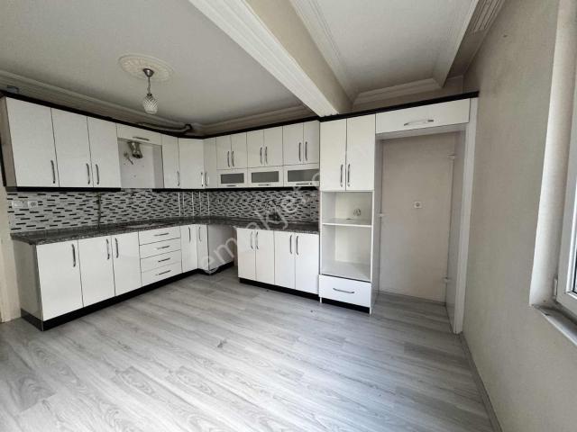 Akhisar, Manisa içerisinde kiralık mülk