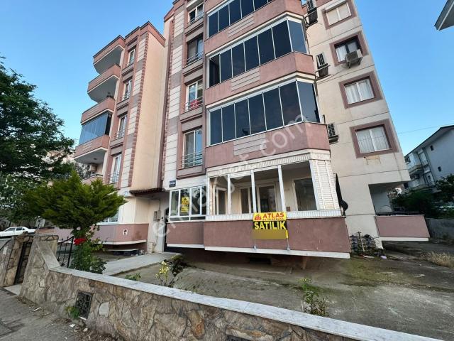 Tire, İzmir içerisinde satılık mülk