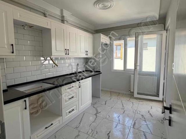 Akhisar, Manisa içerisinde kiralık mülk