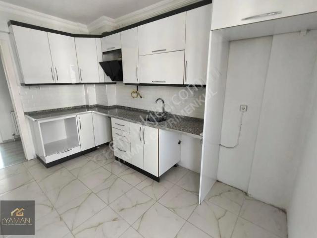 Hürriyet Mahallesi, Akhisar içerisinde kiralık mülk