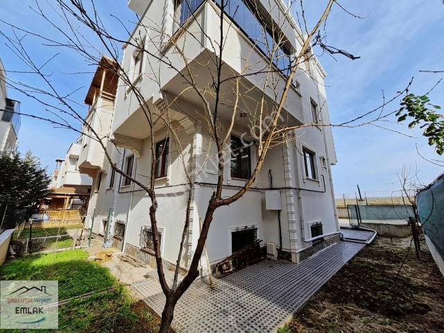 Çorlu içerisinde kiralık Villa