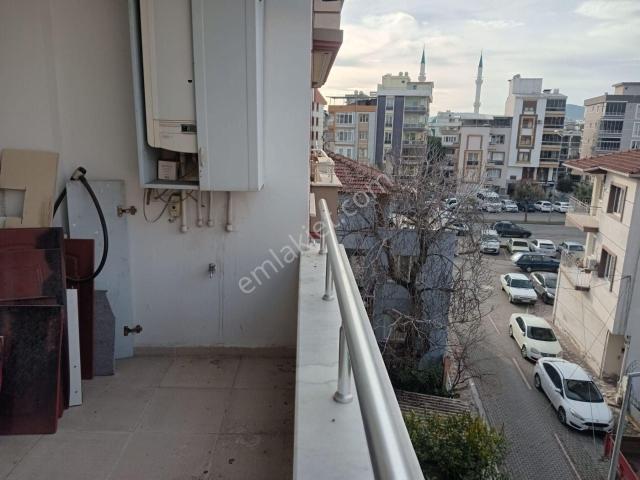 Akhisar, Manisa içerisinde satılık mülk