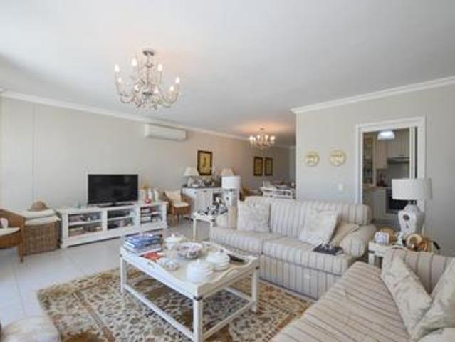 Apartment for sale in Cape Town, Western Cape