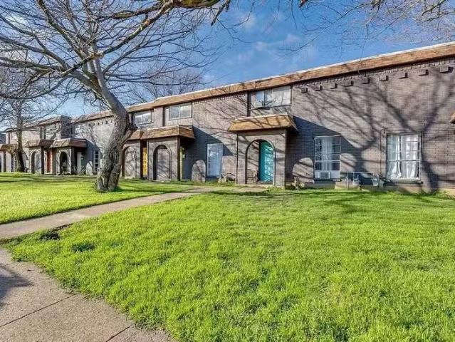 Condo for rent in Grand Prairie Condo for rent in Grand Prairie