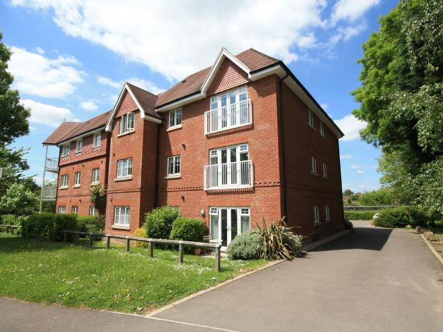 Apartment for rent in Littlehaven, Horsham