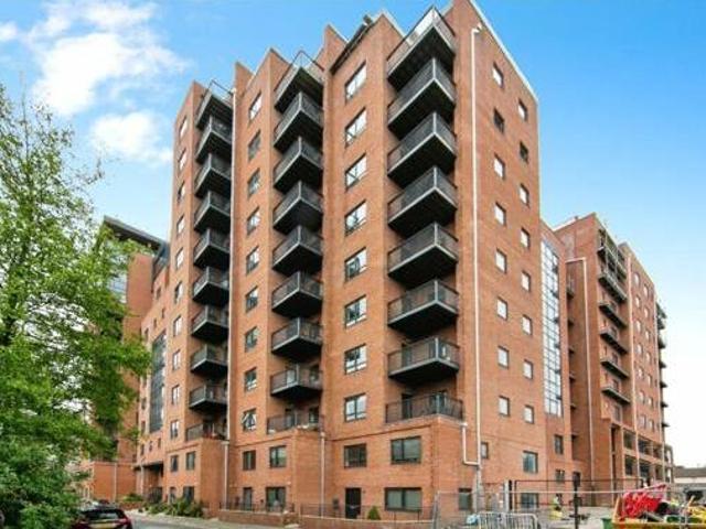 House for sale in Calderstones