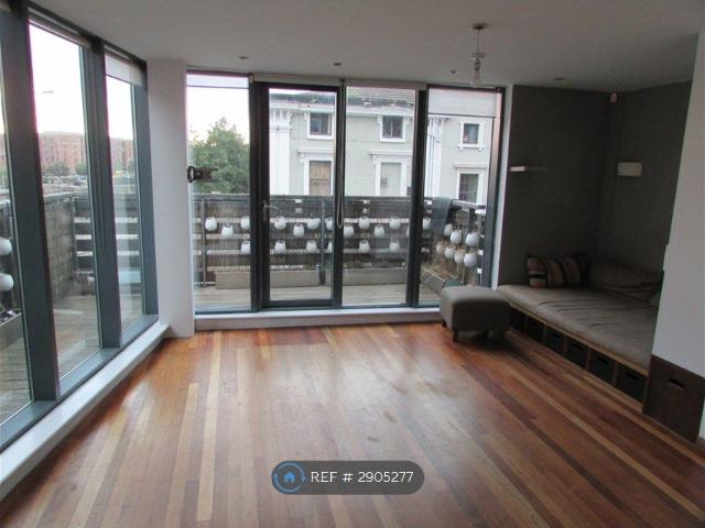 Apartment for rent in Chinatown, Calderstones