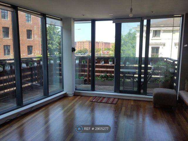 Apartment for rent in Chinatown, Calderstones