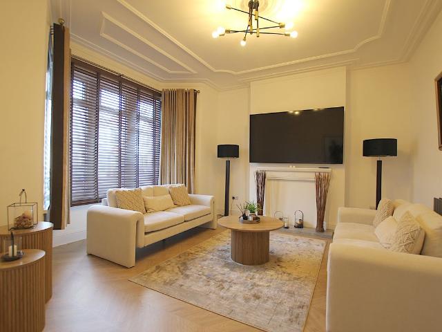 House for rent in London Borough of Barking and Dagenham, Greater London
