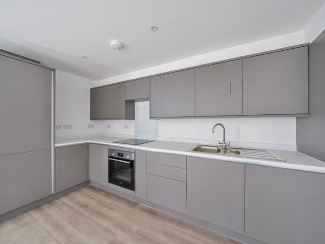 Apartment for rent in Whitehill, Wealden