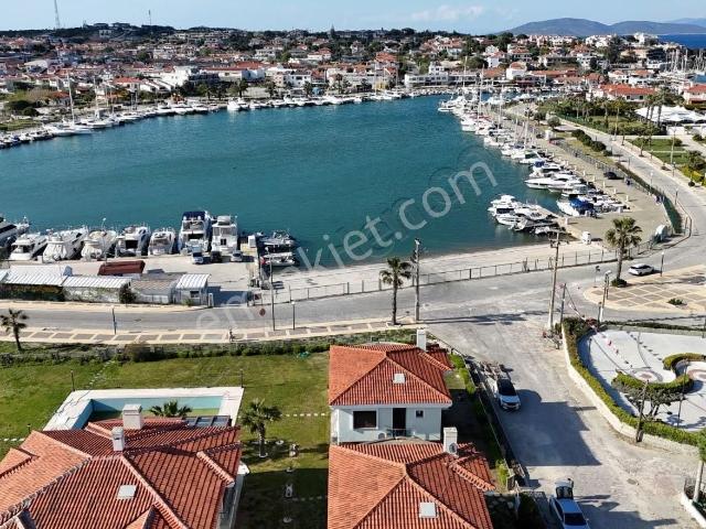 Çeşme, İzmir içerisinde satılık Villa