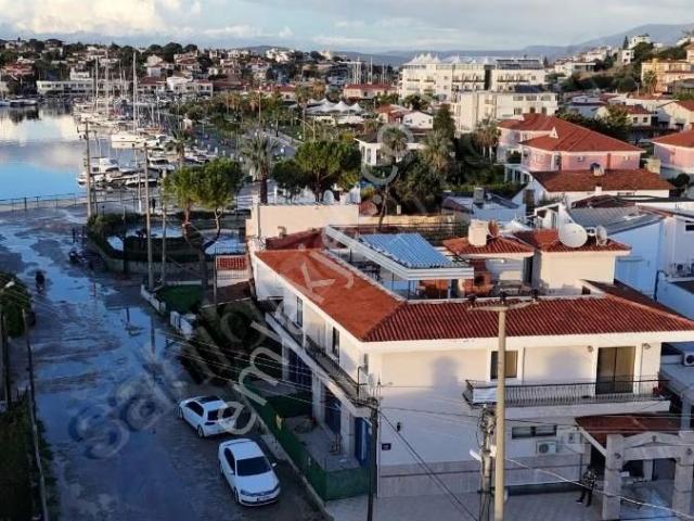 Çeşme, İzmir içerisinde kiralık Dükkan